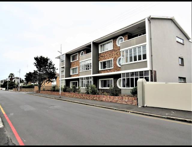 2 BEDROOM APARTMENT TO LET IN STRAND NORTH